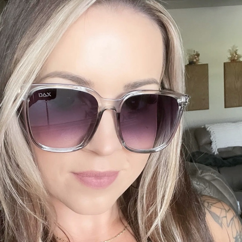 Dax “Ella” Sunglasses-Gray